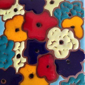 Decorative floral motif ceramic tile/trivet